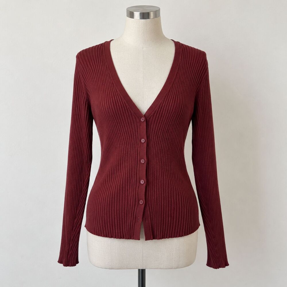 Torrid Fitted Cardigan V-Neck Sweater Maroon Ribbed Knit 3X 22-24 NWT